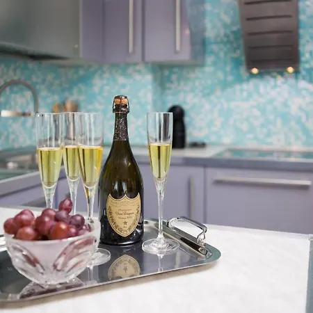 Brilliant Blue Luxury Apartman