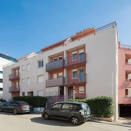 Brilliant Blue Luxury * Split